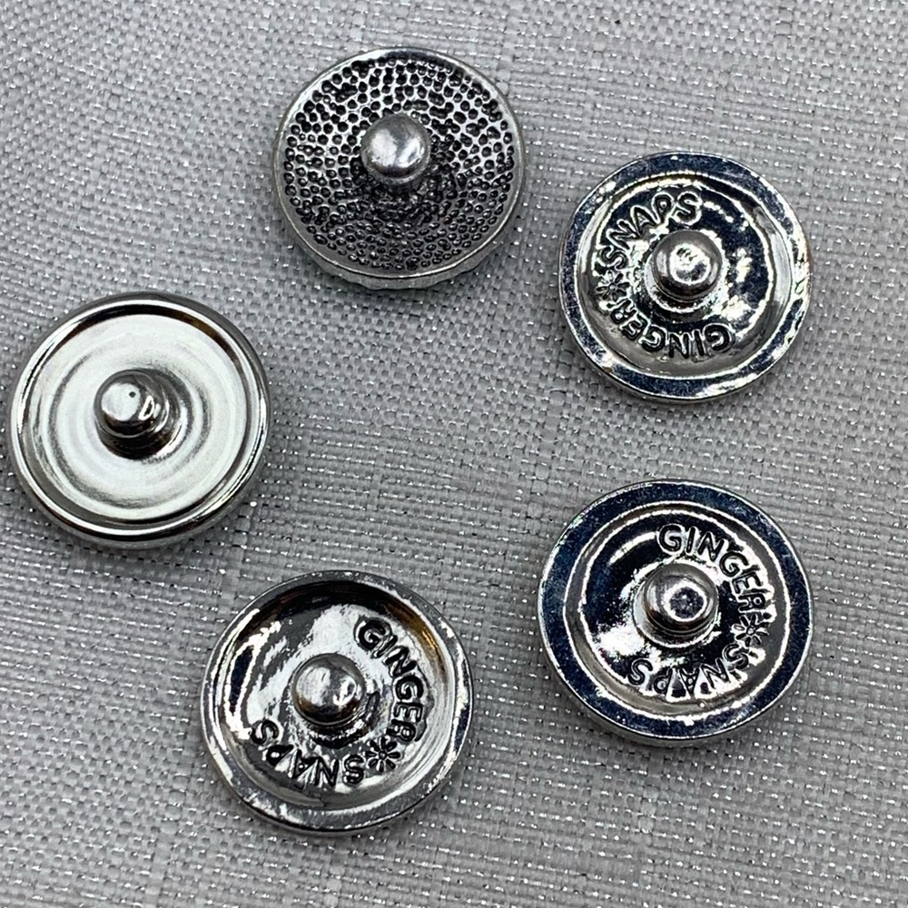 SALE - BUTTERFLY BUNDLE - Snap Button Charms - Set of 5 - 18mm/20mm - Picture 2 of 2